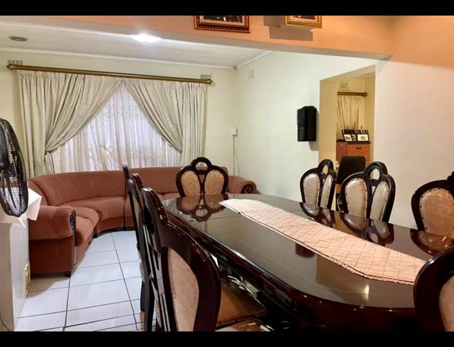 3 BEDROOM HOUSE FOR SALE IN ATHOLL HEIGHTS